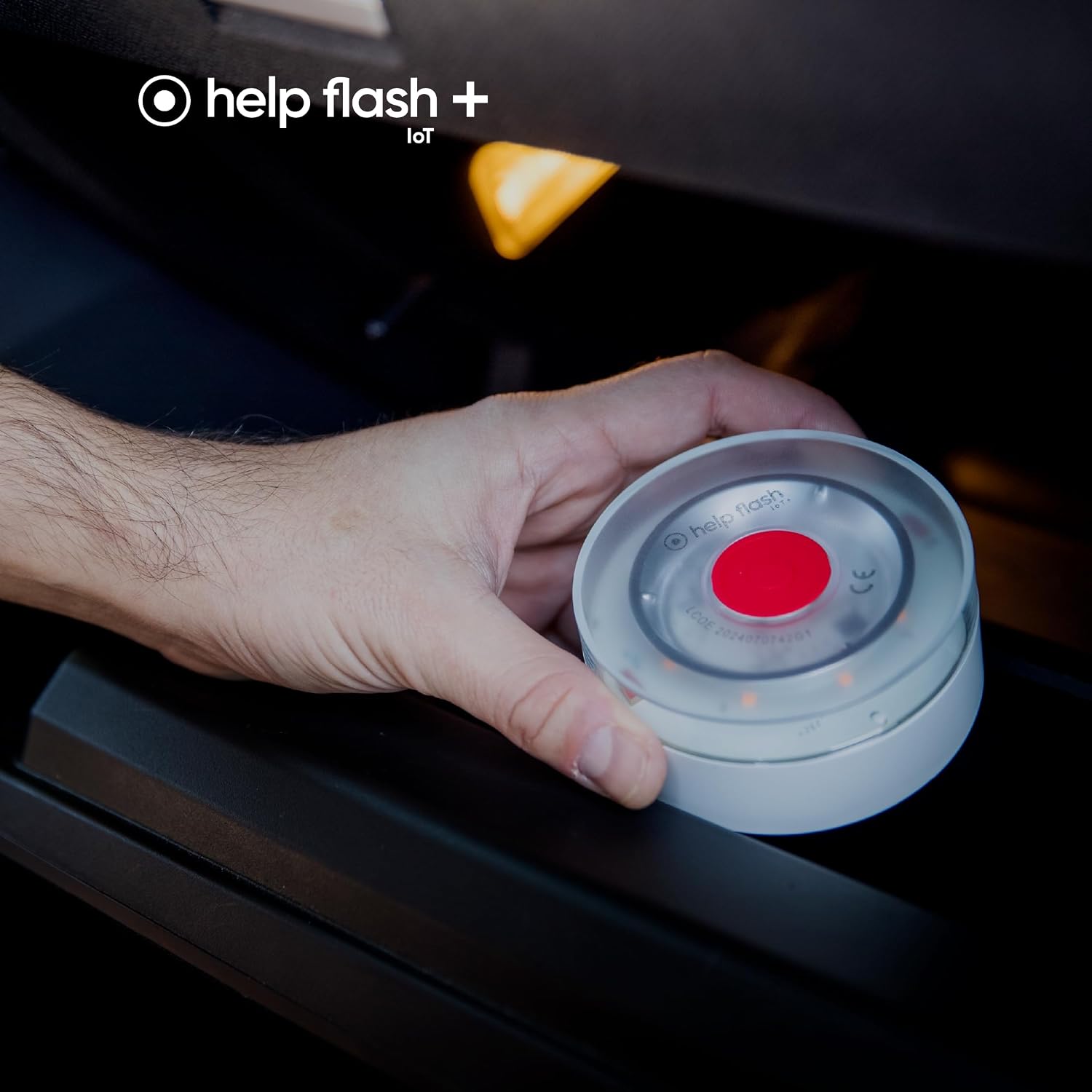 Detalle de Help Flash IoT+: Luz de Emergencia V16 con Geolocalización y conectividad integrada