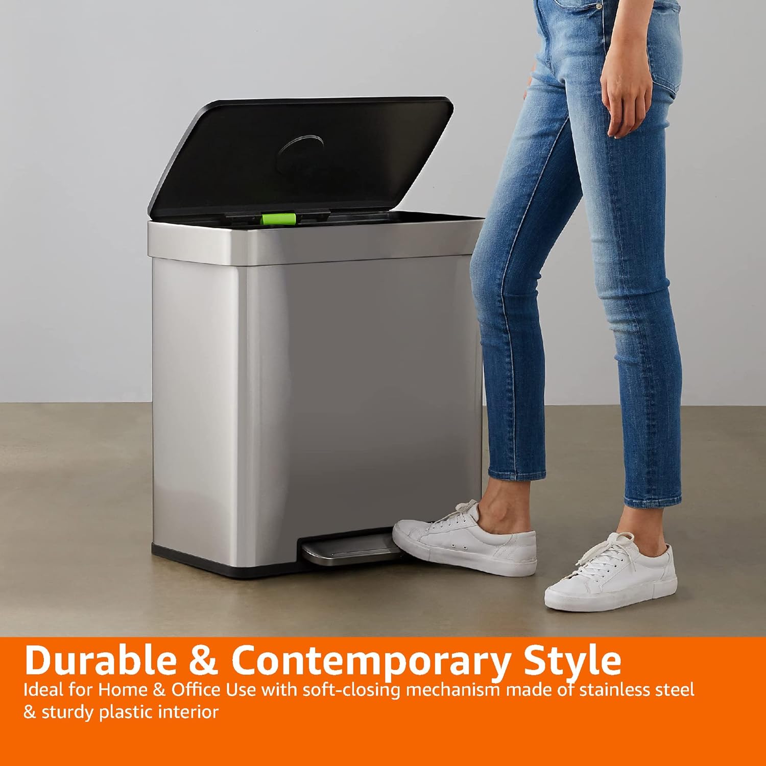 Detalle 2 de Amazon Basics Dual Compartment 60L Trash Can 🗑