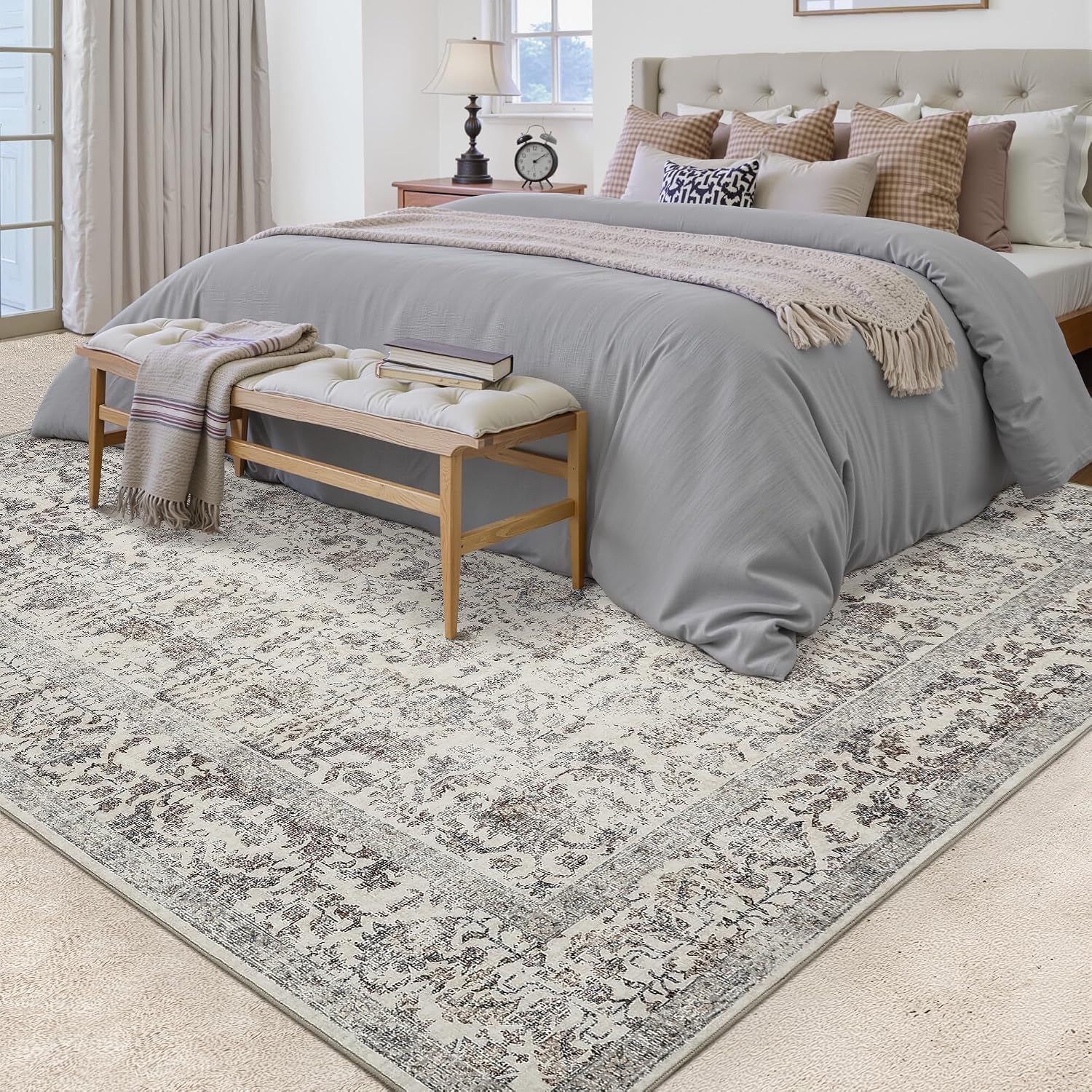 Detalle 1 de HUGEAR vintage rug 200x300cm for high traffic