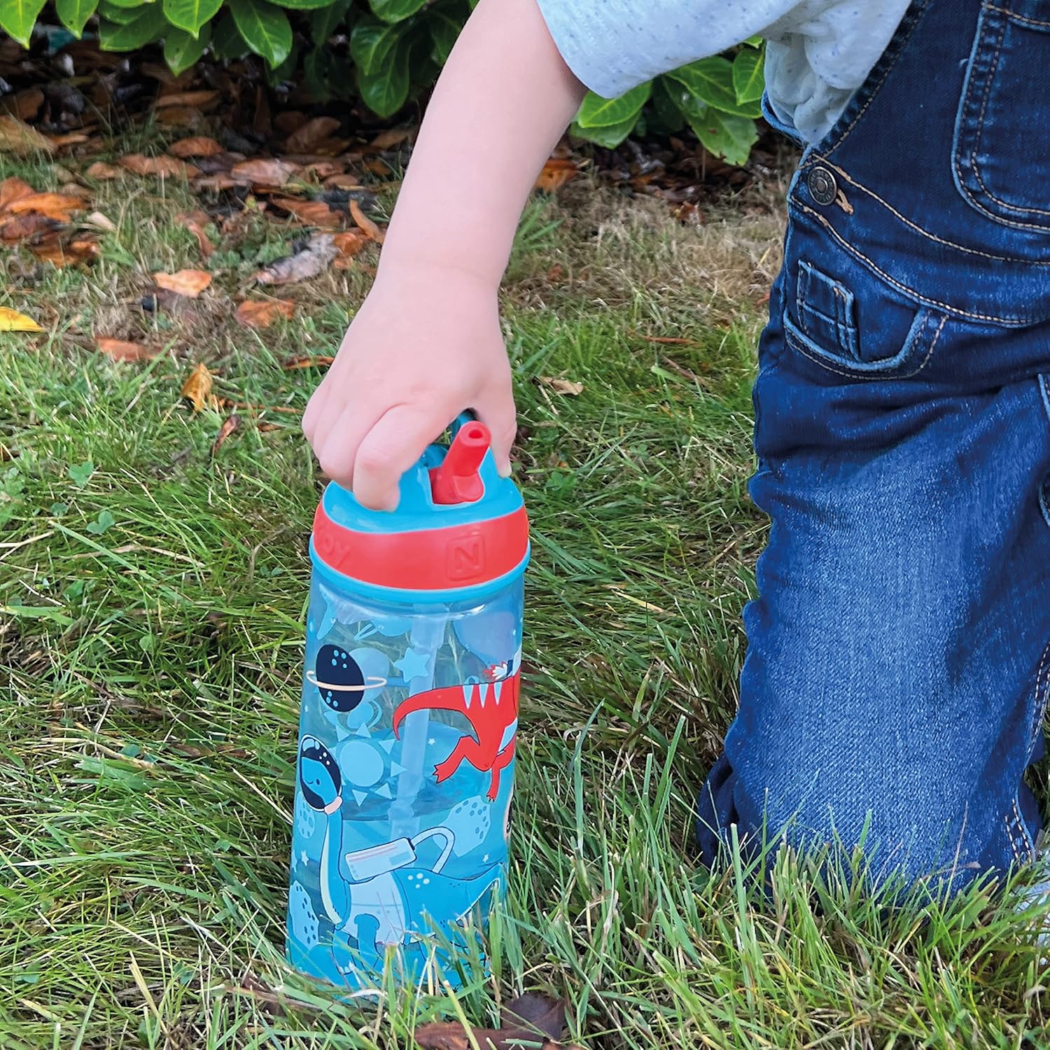 Detalle 2 de Nuby Super Flip Water Bottle - No Spill Active Toddler Sippy Cup (540ml/18oz) – 2 Pack with Carry Handle