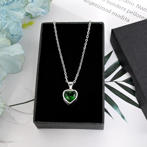 Thumbnail 6 de Heart Pendant Necklace for Women with Green Emerald Crystal – May Birthstone, Silver Plated Chain by Aliyoham