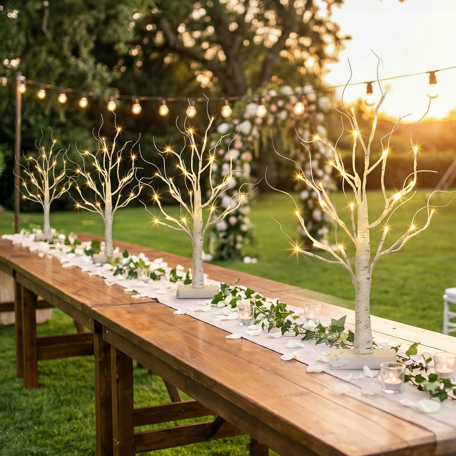 Detalle 2 de PEIDUO Lighted Birch Trees, 4-pack