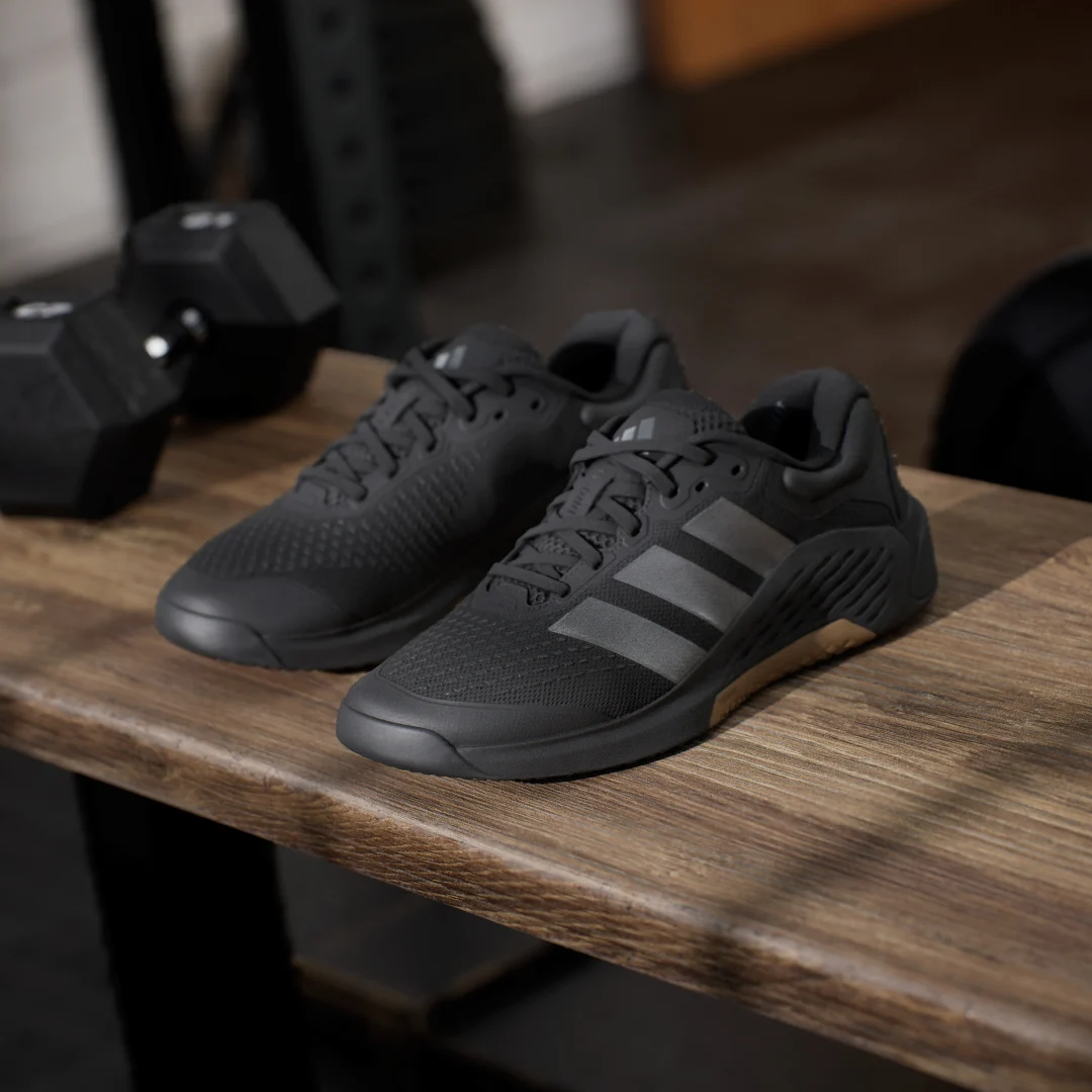 Detalle de Zapatilla de training Dropset 4 de Adidas para tus rutinas en negro
