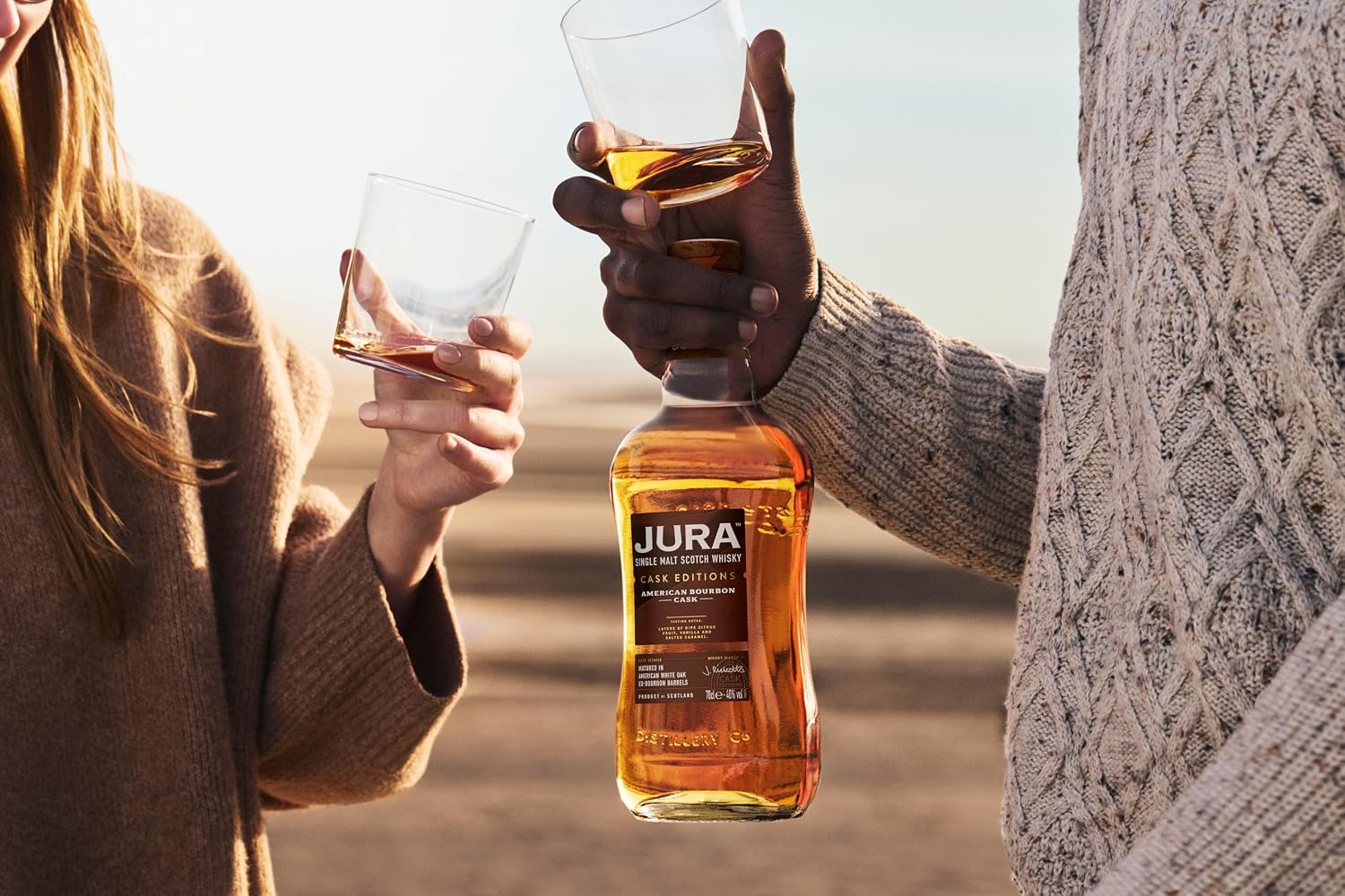 Detalle de Jura Bourbon Cask Single Malt Scotch Whisky 70cl — A Gentle Introduction to Jura's House Style