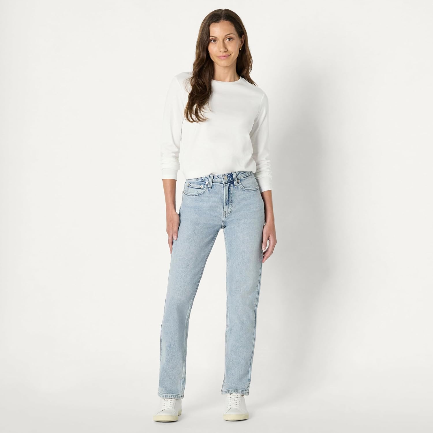 Detalle de Amazon Essentials Jeans a Vita Alta con Gamba dritta Donna, Lavaggio Chiaro con Ghiaccio – Taglia 42