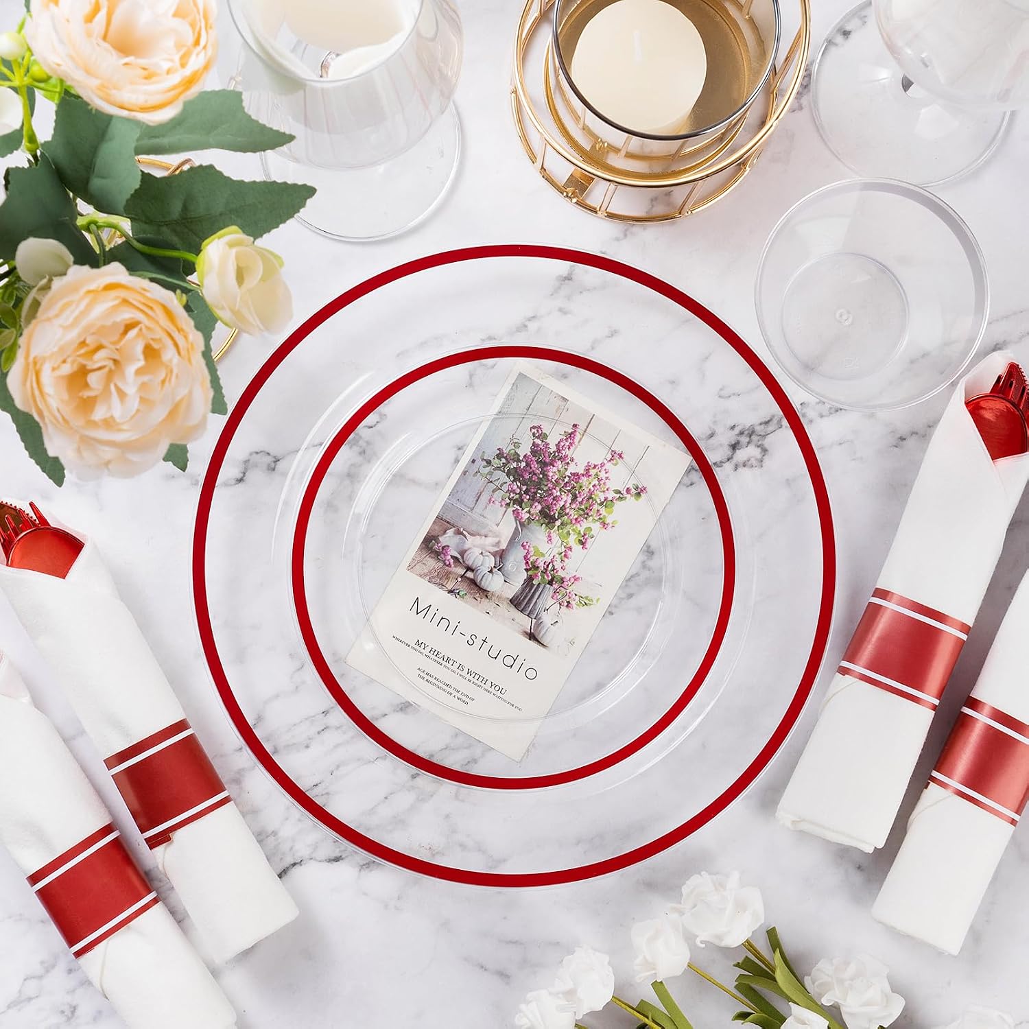 Detalle de Goodluck 350-Piece Red Plastic Dinnerware Set (Clear Plates) for 50 Guests