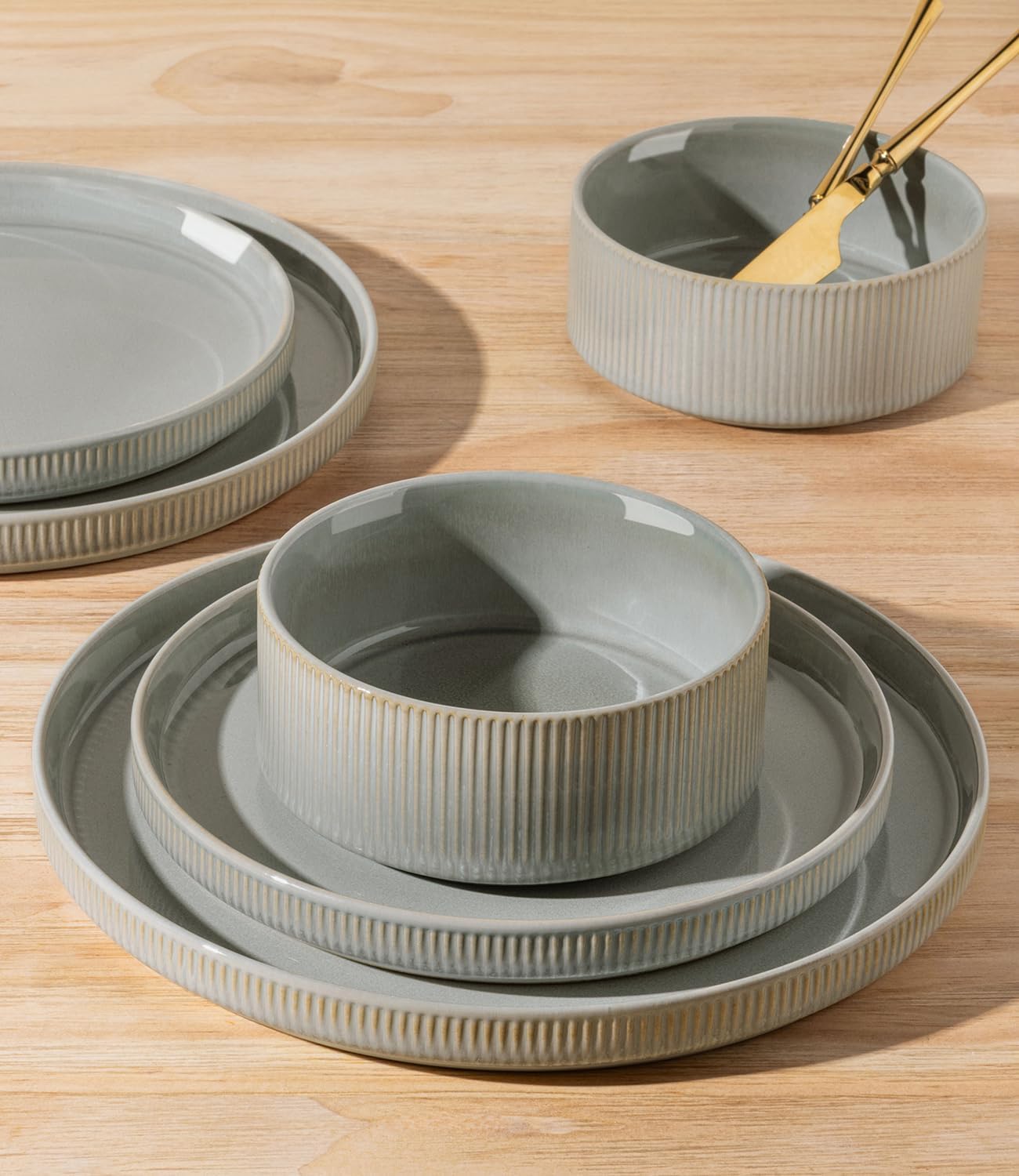 Detalle 2 de TheTerra Ceramic Dinnerware Set 12 Pieces 🍽