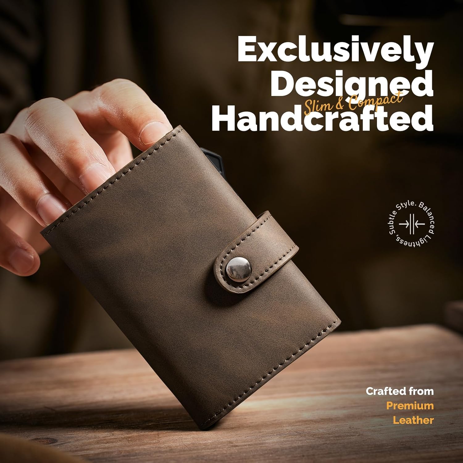 Detalle 2 de YESIIW Crazy Horse Brown RFID Leather Card Holder Wallet with Pop-Up Mechanism (up to 9 cards, 2 ID windows)