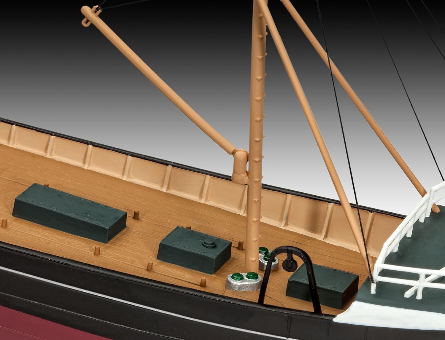 Thumbnail 5 de Revell Chalutier Mer du Nord 1:142 – Maquette à assembler et peindre