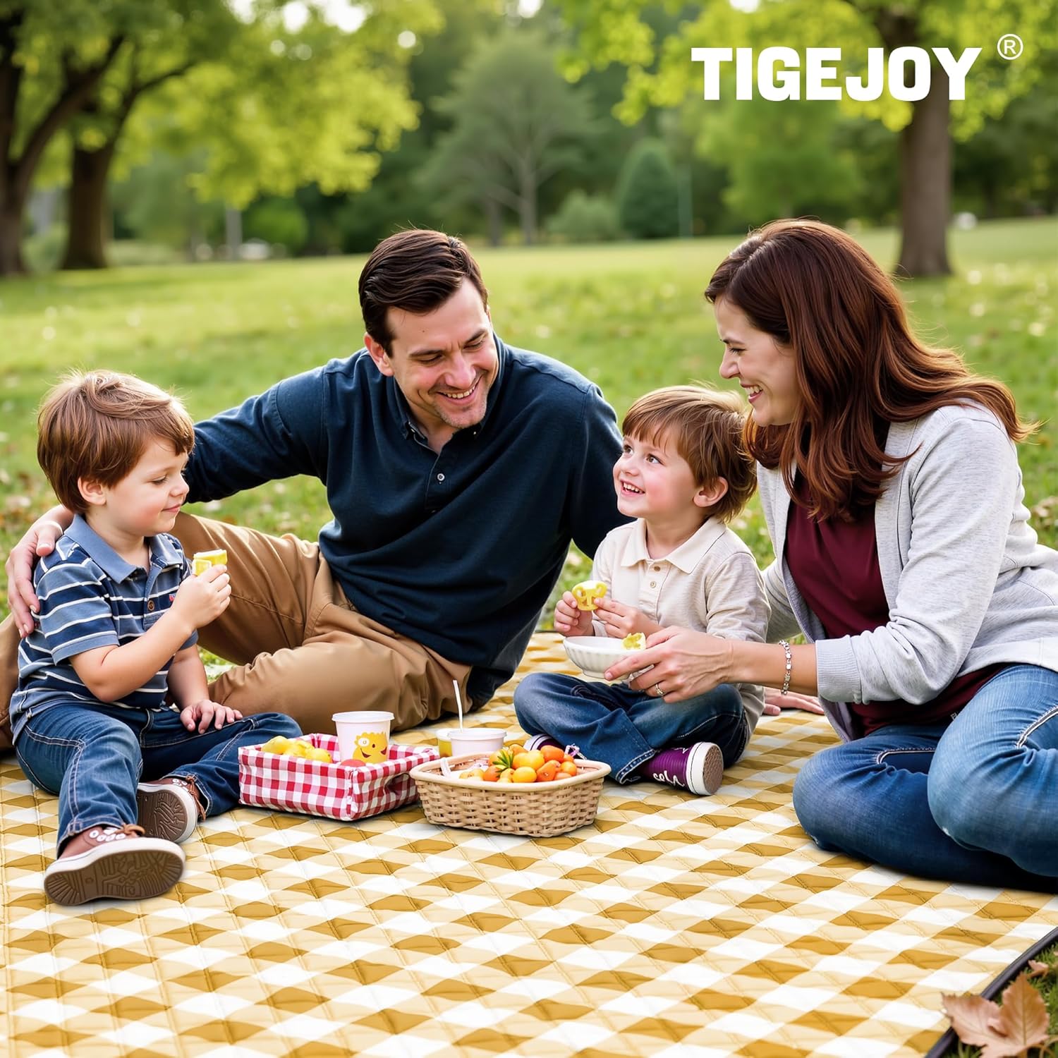 Thumbnail 6 de TigeJoy Extra Large Waterproof Picnic Blanket 80"x118" (Foldable, Sandproof, Gingham)