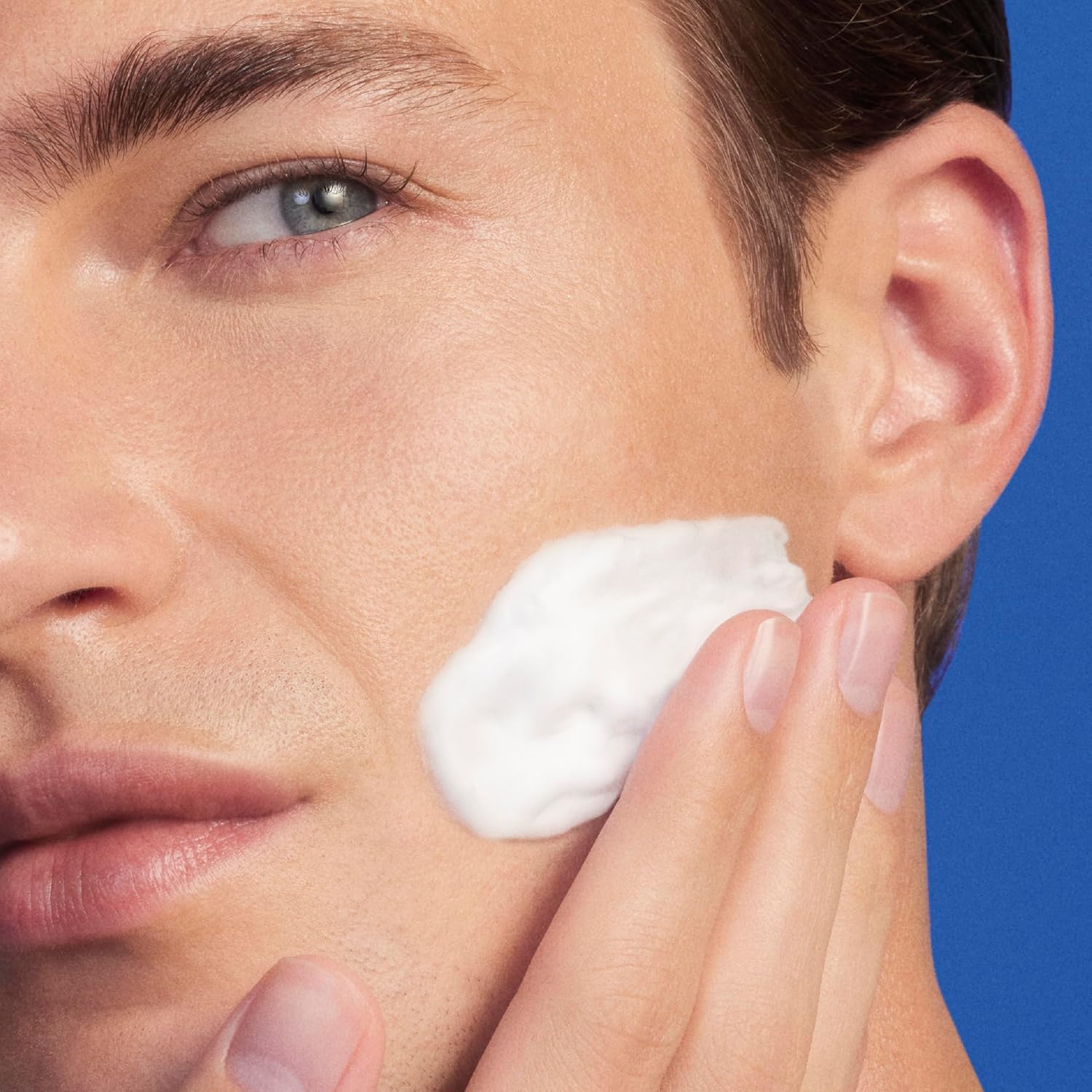 Thumbnail 3 de Biotherm Homme Basic Line Shaving Gel – beruhigendes, selbstschäumendes Rasiergel für alle Hauttypen (150 ml)