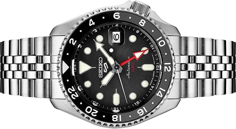 Detalle de SEIKO SSK001 Automatic Watch for Men – 5 Sports with Black Dial, GMT Bezel and 100m Water Resistance