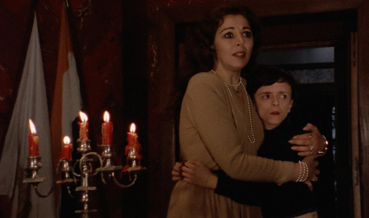 Detalle 1 de Burial Ground Blu-ray: Italian Zombie Horror, 2K Scan and Bonus Features