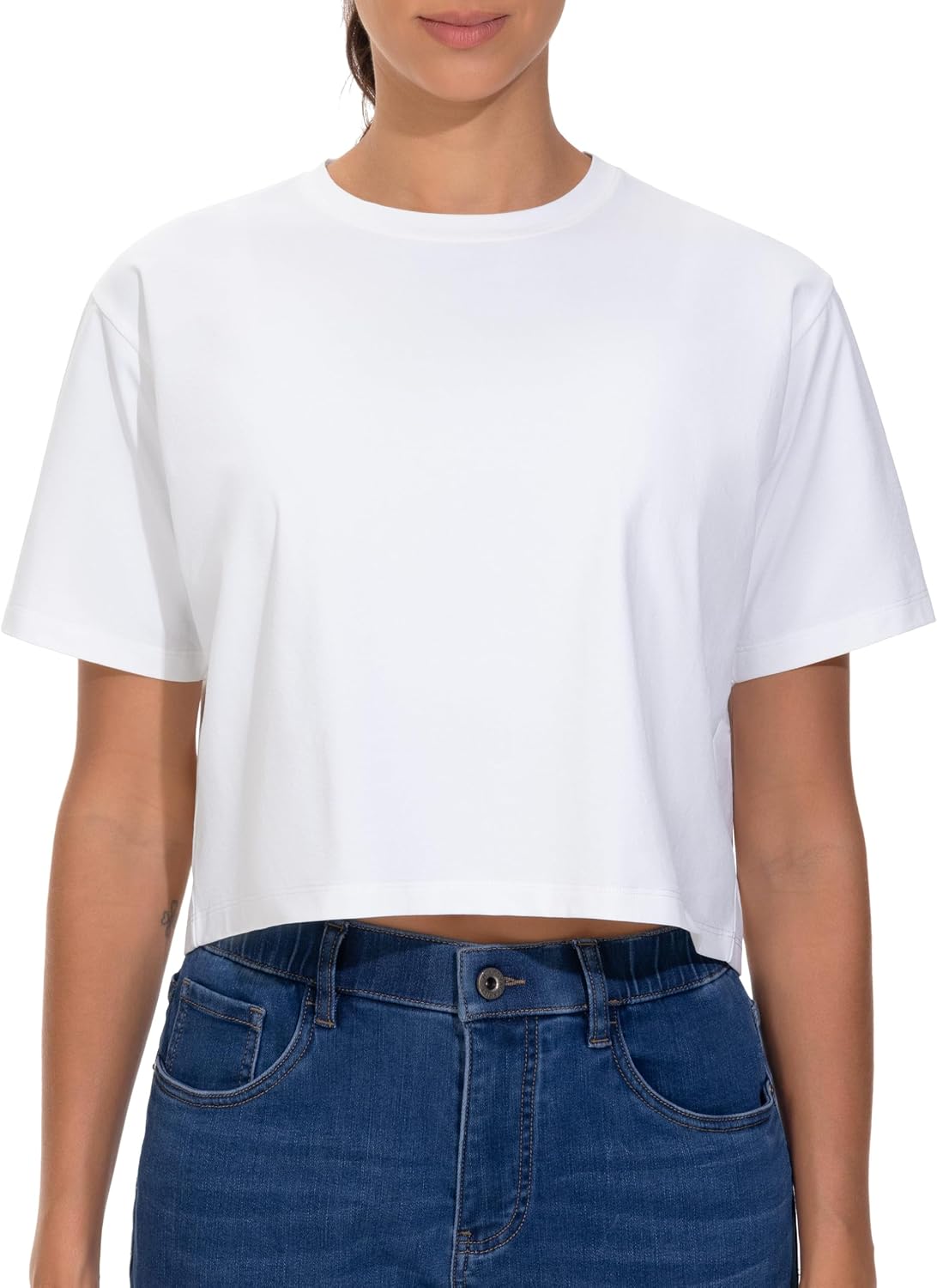 Detalle de THE GYM PEOPLE Haut court d’entraînement à manches courtes pour femme – coupe ample, polyester à séchage rapide