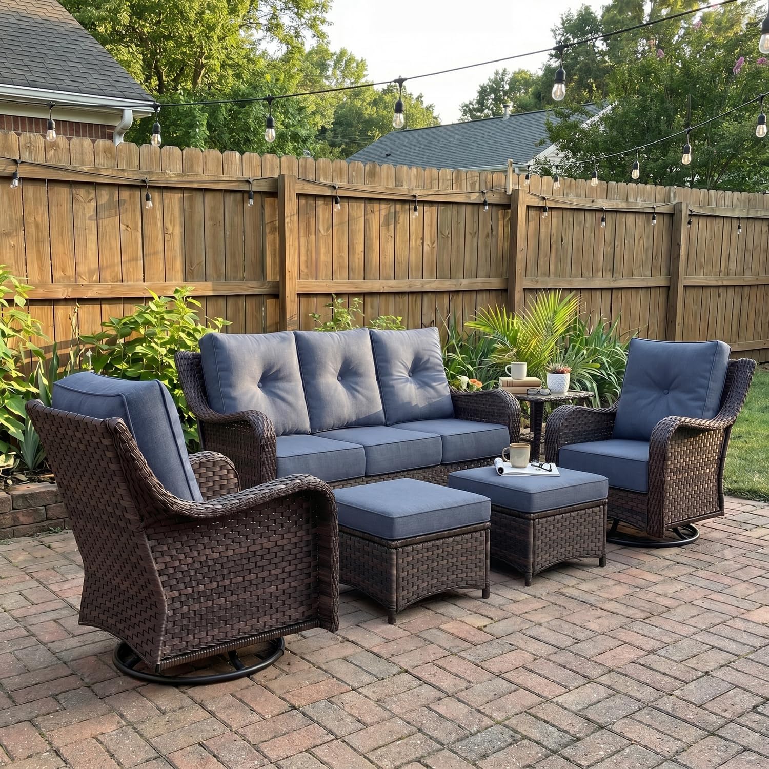 Detalle de LayinSun Wicker Patio Furniture Set with 6-inch Cushions