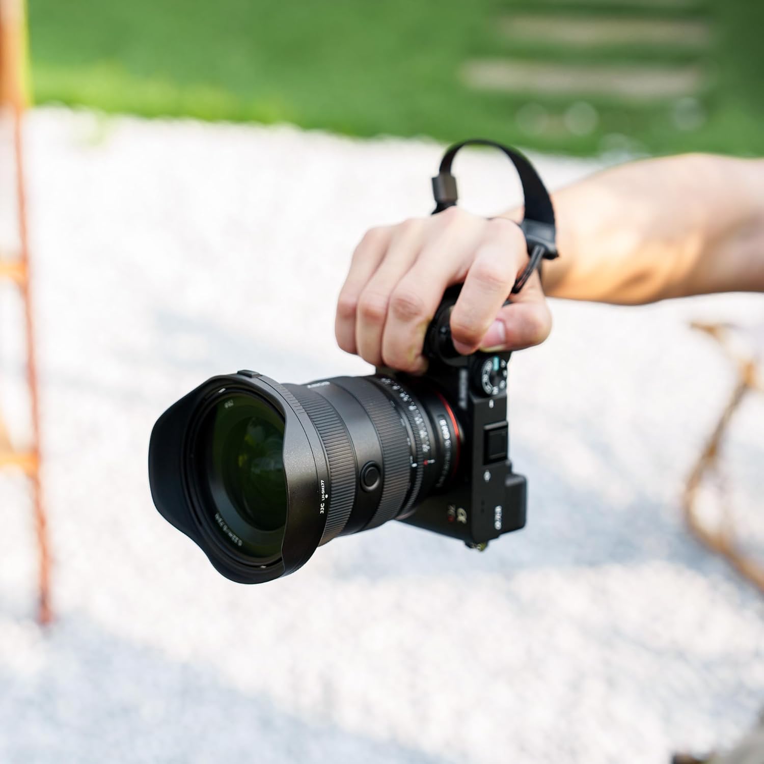 Detalle 2 de JJC ALC-SH177 Lens Hood for Sony FE 16–35mm f/2.8 GM II
