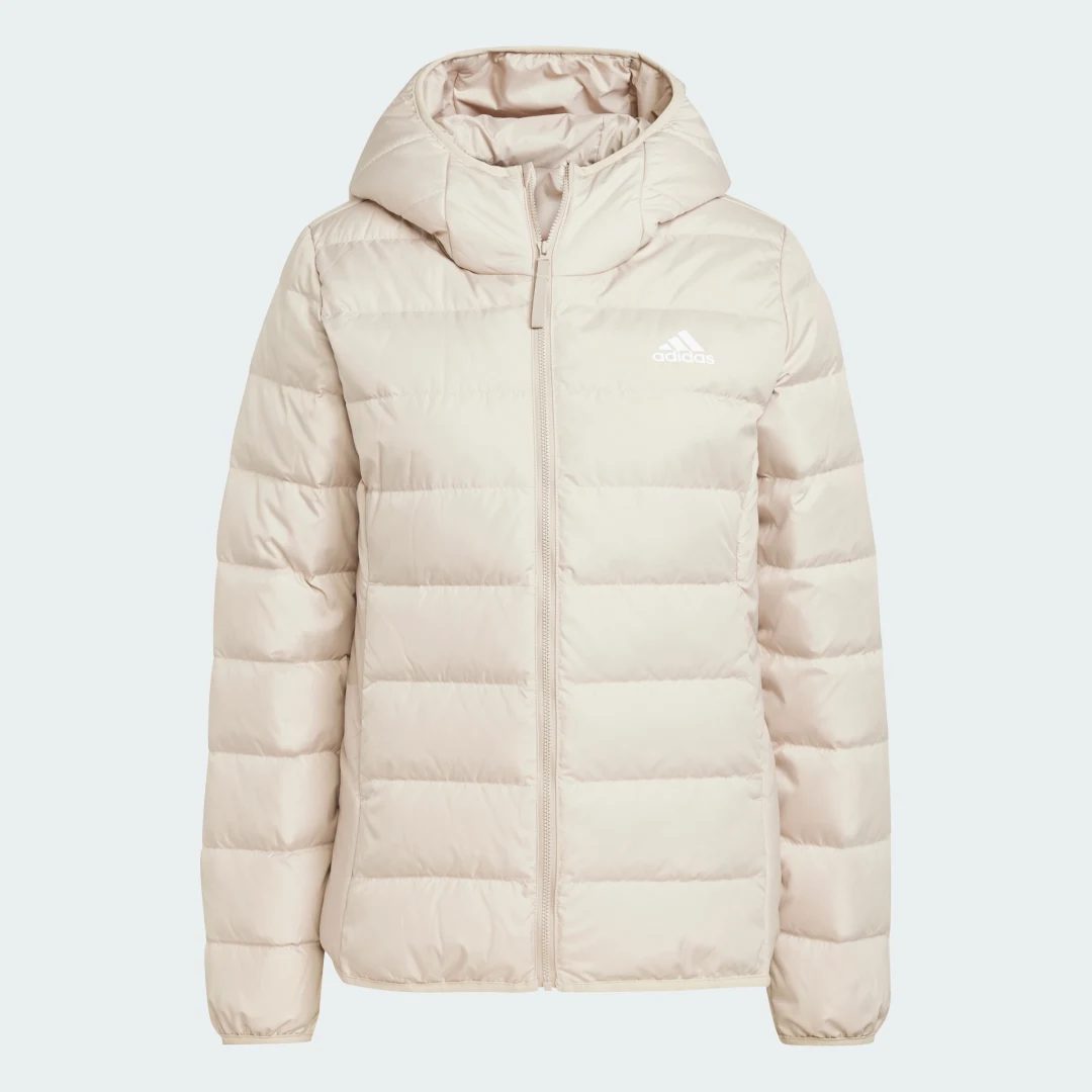 Detalle 2 de Adidas Essentials Light Down: chaqueta con capucha en beige