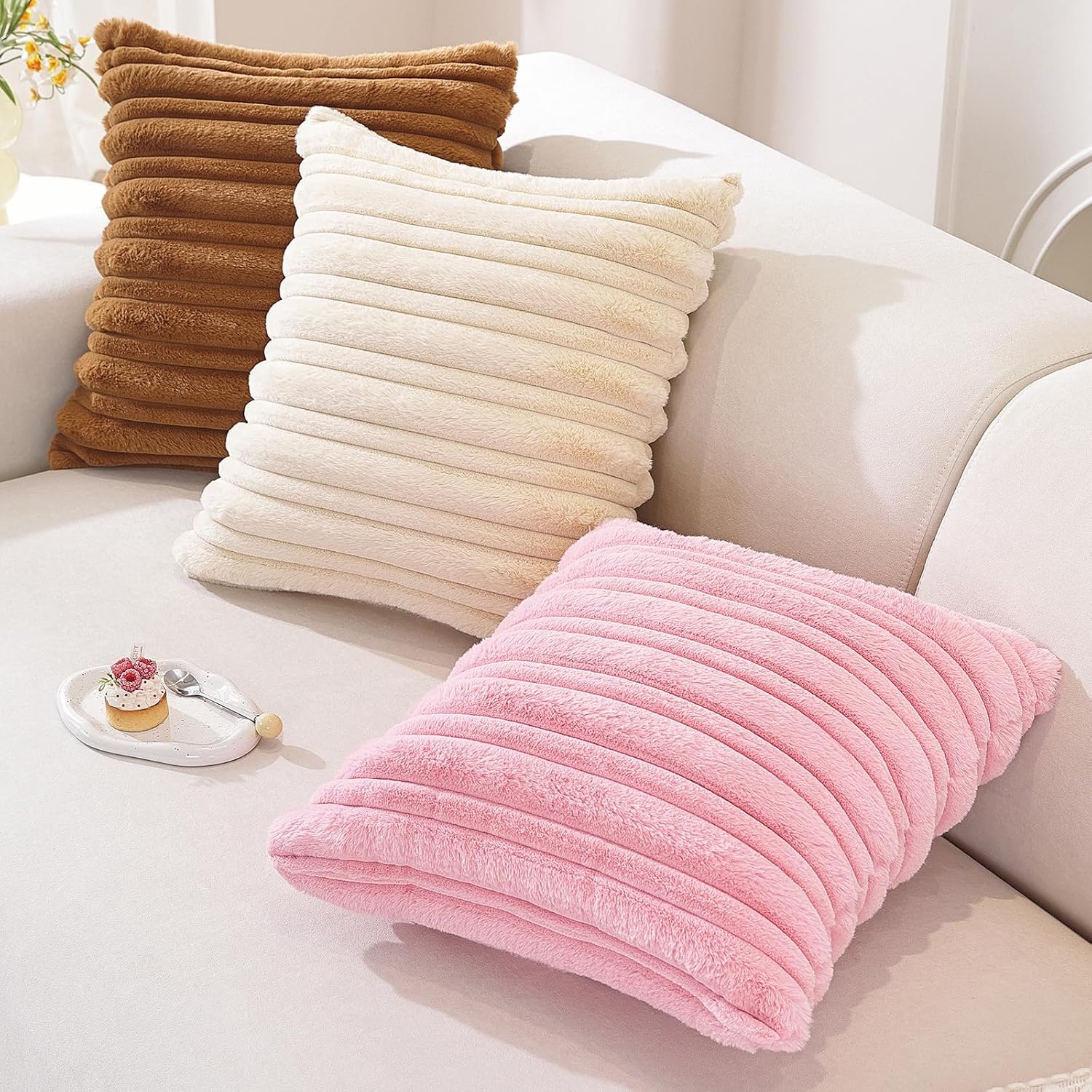 Detalle 2 de YSTELLAA Lot de 2 Housses de Coussin Velours 40x40 cm – Double face, rayures, blanc