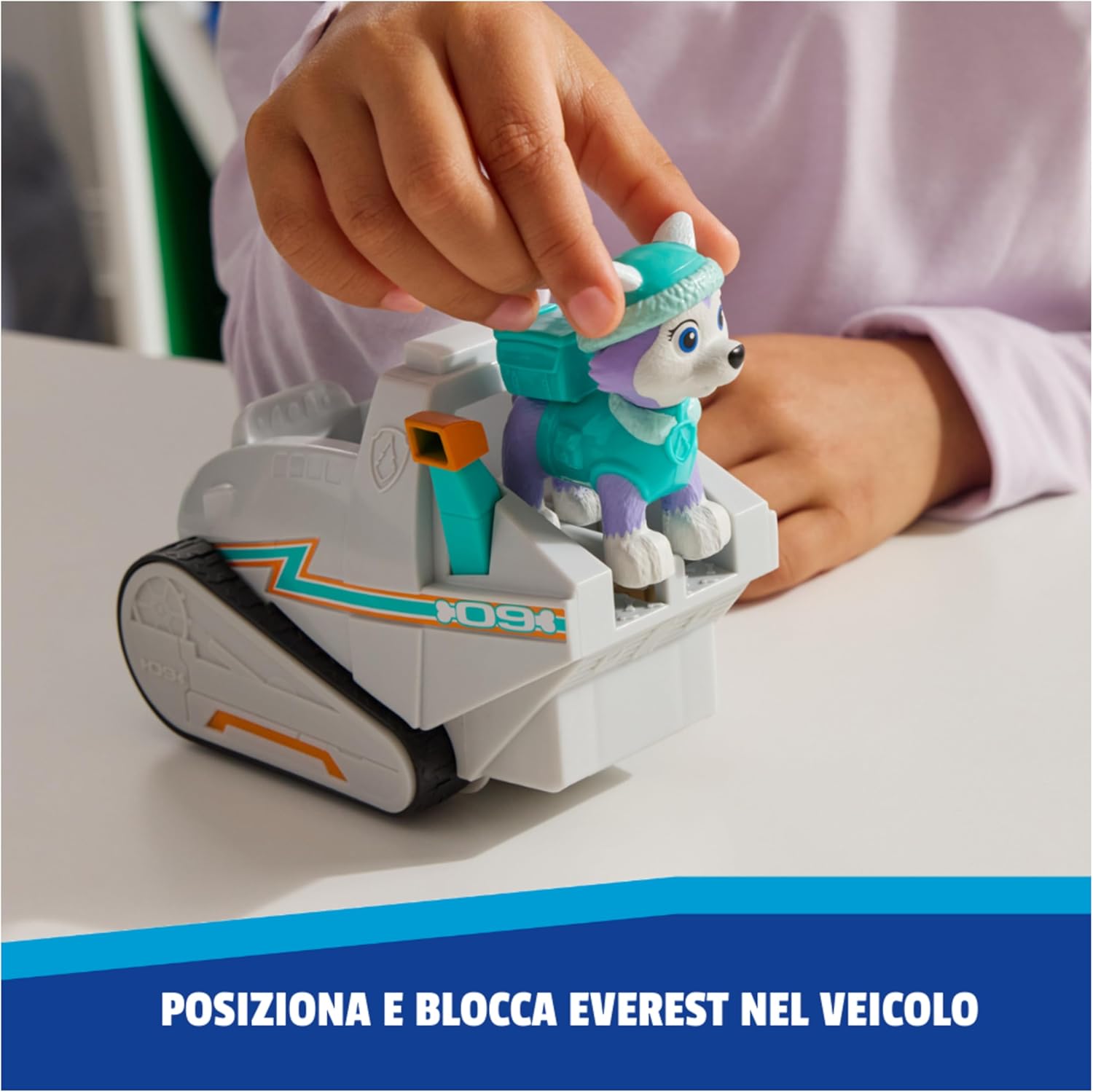 Detalle 2 de Paw Patrol Spazzaneve di Everest con Action Figure: Veicolo di Salvataggio per Missioni