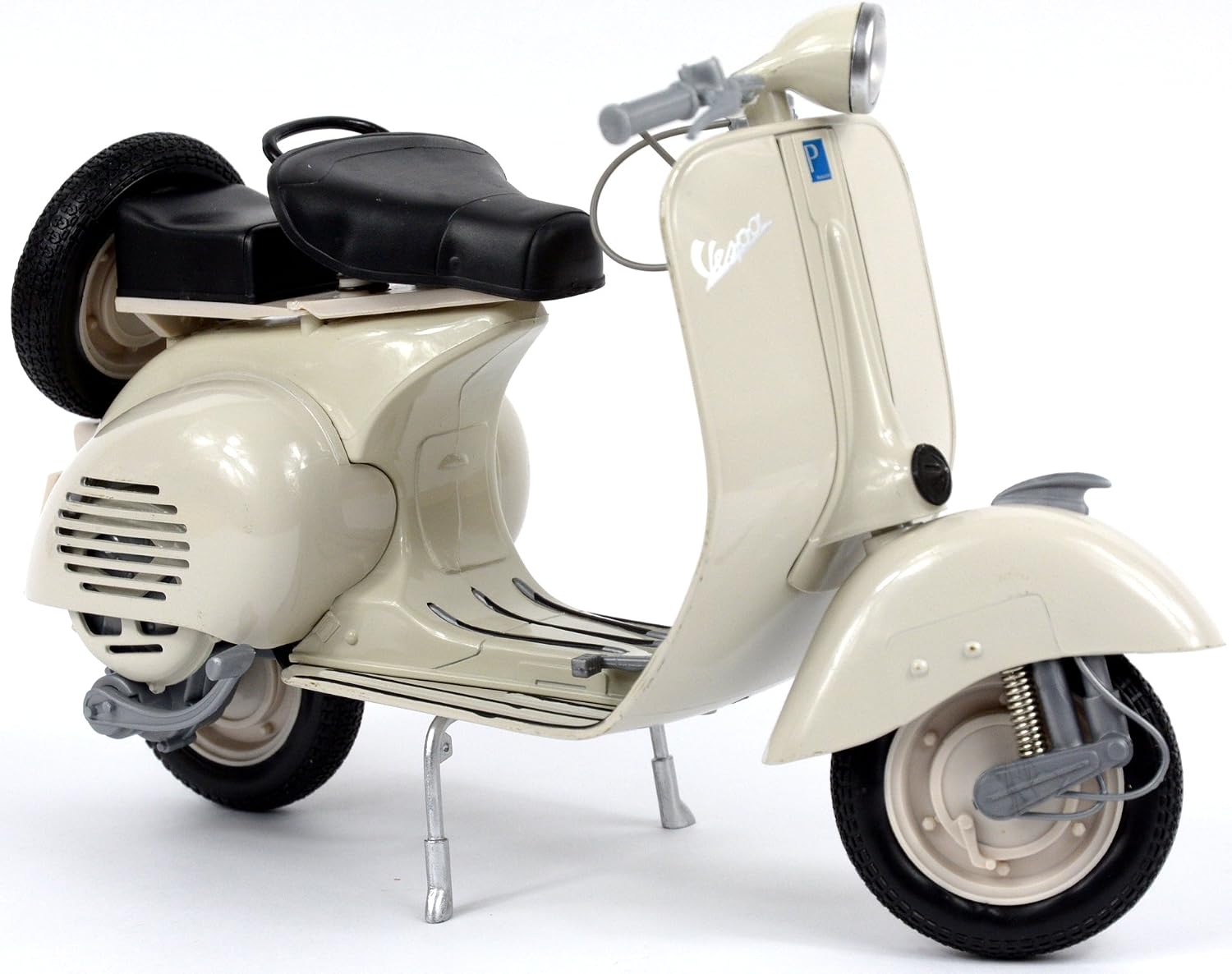 Detalle 2 de NewRay 49273 – model Vespy Piaggio 150 VL1T do kolekcji i zabawy