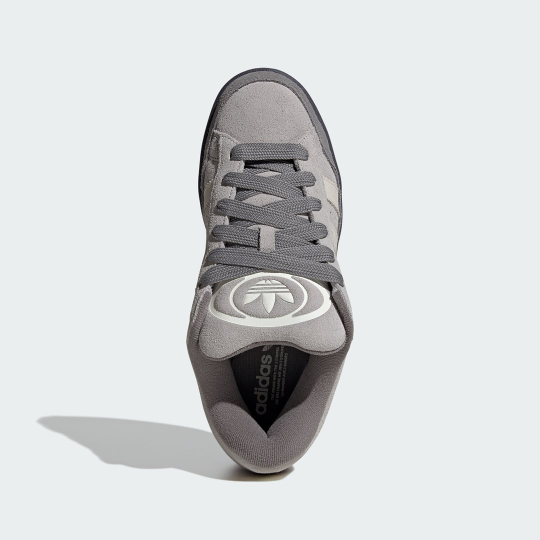 Detalle 2 de Adidas Campus ST Gris – Zapatilla clásica para estilo urbano