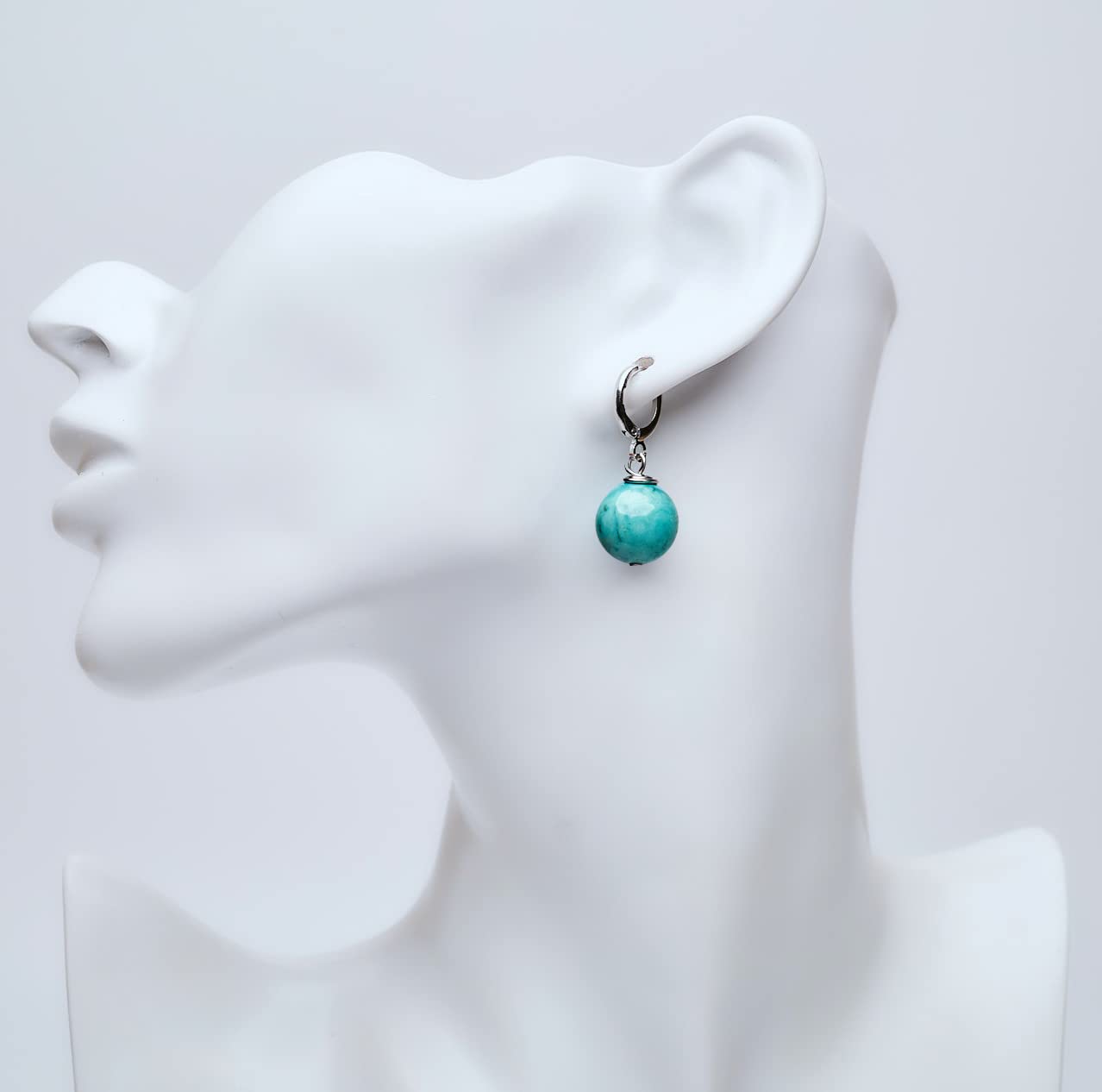 Thumbnail 3 de TreasureBay handmade 12mm gemstone beaded drop earrings in gold-plated leverback (blue turquoise)