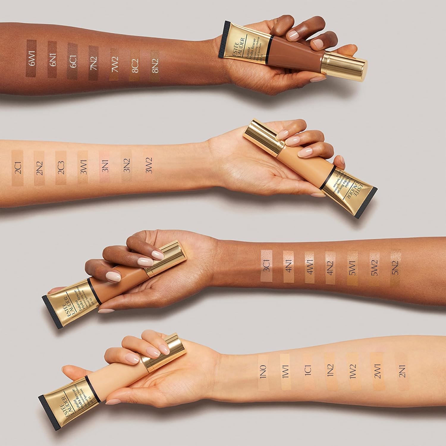 Detalle de Estée Lauder Futurist Hydra Rescue Moisturising Foundation SPF 45 (12-hour glow)