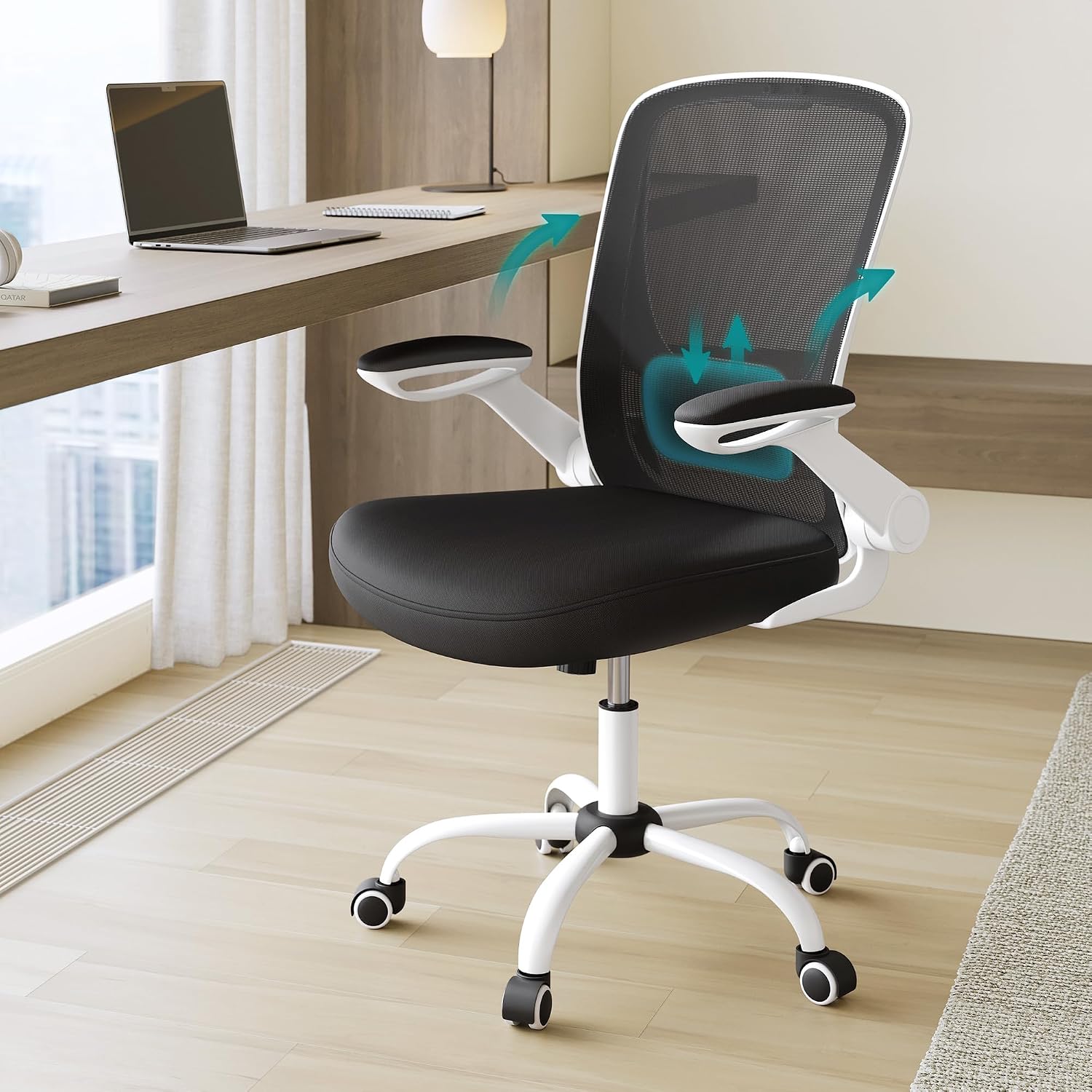 Detalle 2 de SONGMICS OBN37WT ergonomische bureaustoel met inklapbare armleuningen