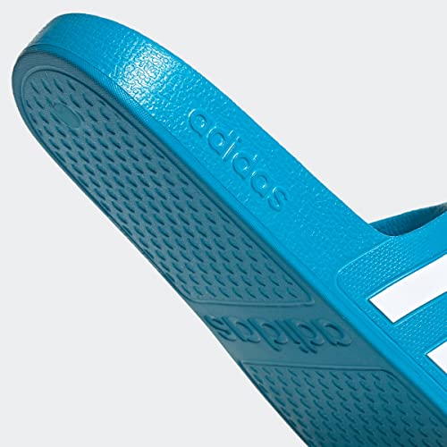 Detalle de Adilette Aqua Slides para adulto de adidas: Solar Blue / Cloud White, talla 42 EU