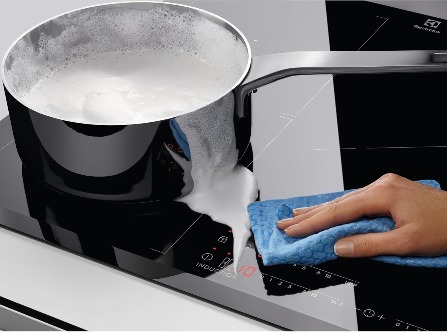 Thumbnail 6 de Electrolux EGM6343YAK Serie 600 Piano cottura a gas da incasso 60 cm in vetro nero, 4 fuochi