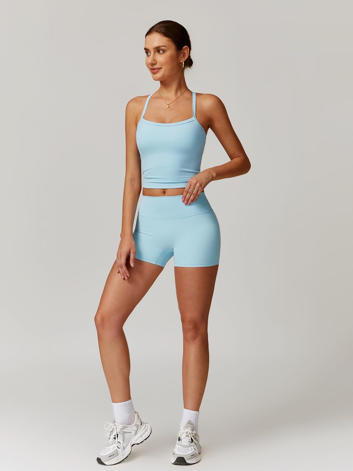 Detalle 2 de ABOCIW 2-Piece Workout Set for Women: Cross-Back Tank Top & High-Waist Biker Shorts