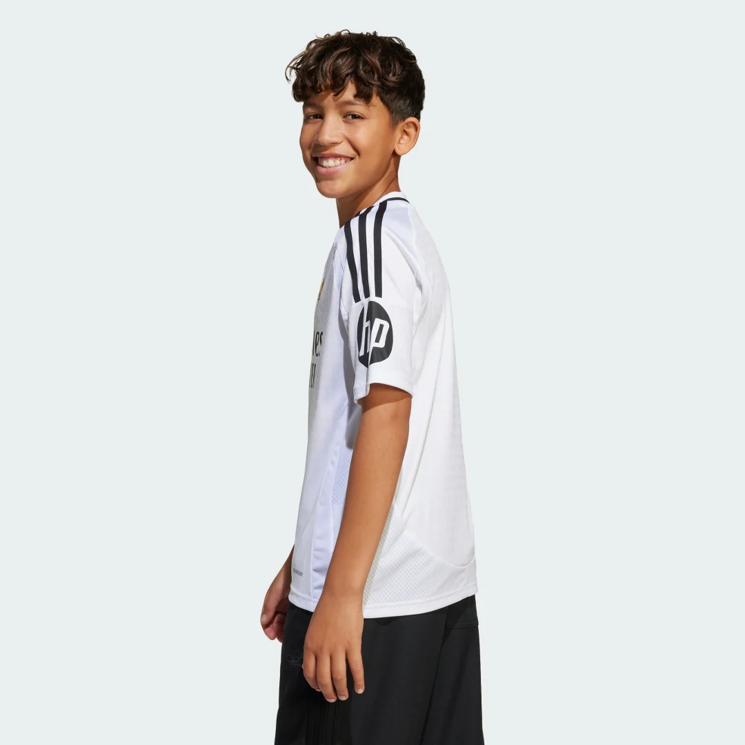 Detalle de Camiseta Real Madrid 24/25 primera equipación para adolescentes – Adidas
