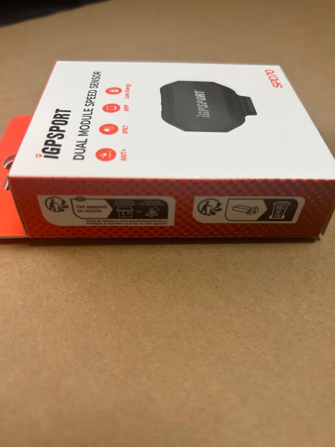 Thumbnail 2 de iGPSPORT SPD70: Sensore di velocità ANT+ e Bluetooth per ciclocomputer, montaggio senza magneti