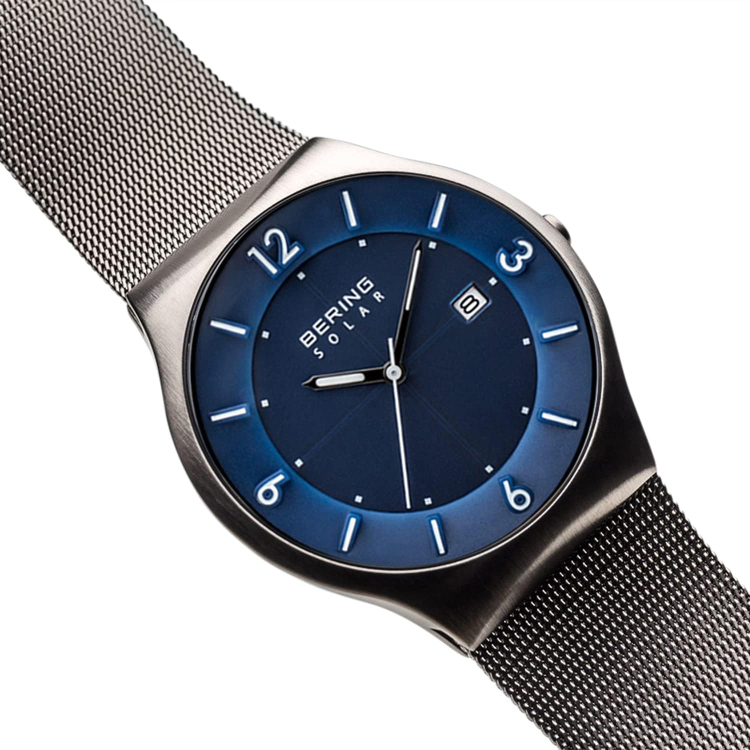 Detalle 2 de BERING 14440-007 reloj solar 40 mm 5 ATM