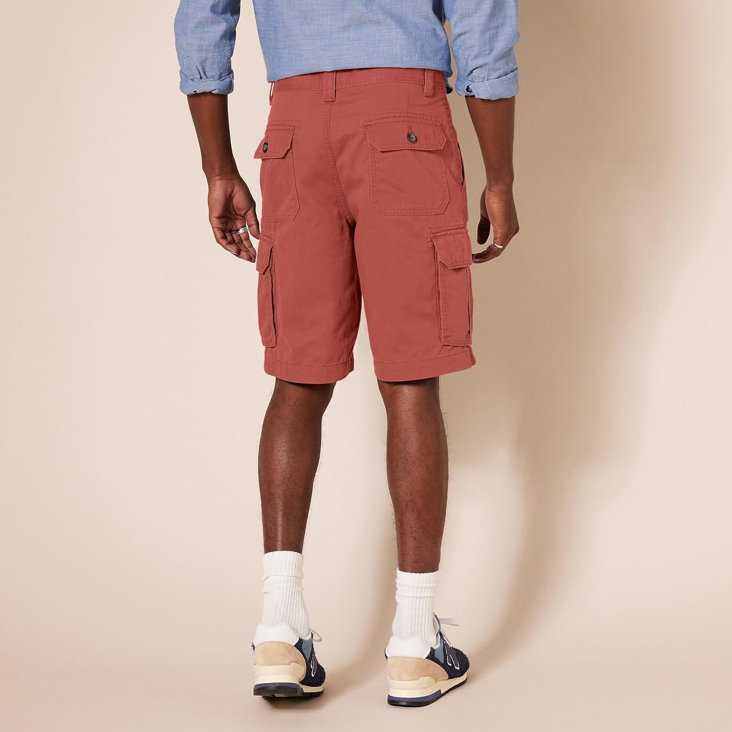 Detalle 2 de Amazon Essentials Herren Cargo-Shorts 25,4 cm