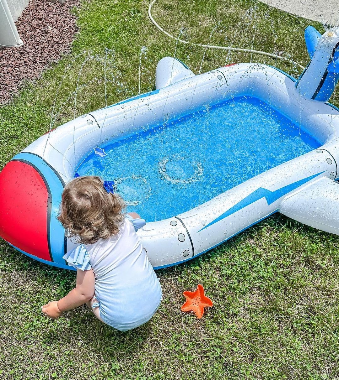 Detalle de Kiddie Pool for Toddlers 3-in-1 Splash Pad (68 in) — Inflatable Sprinkler Water Play Mat for Kids Ages 4–8