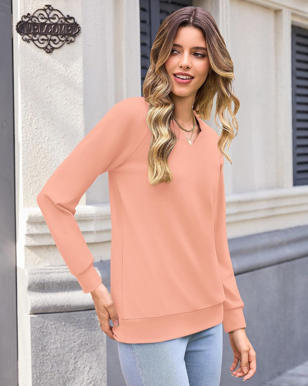 Detalle de MISFAY Women's V-Neck Sweatshirt, Lightweight Tunic-Length Pullover