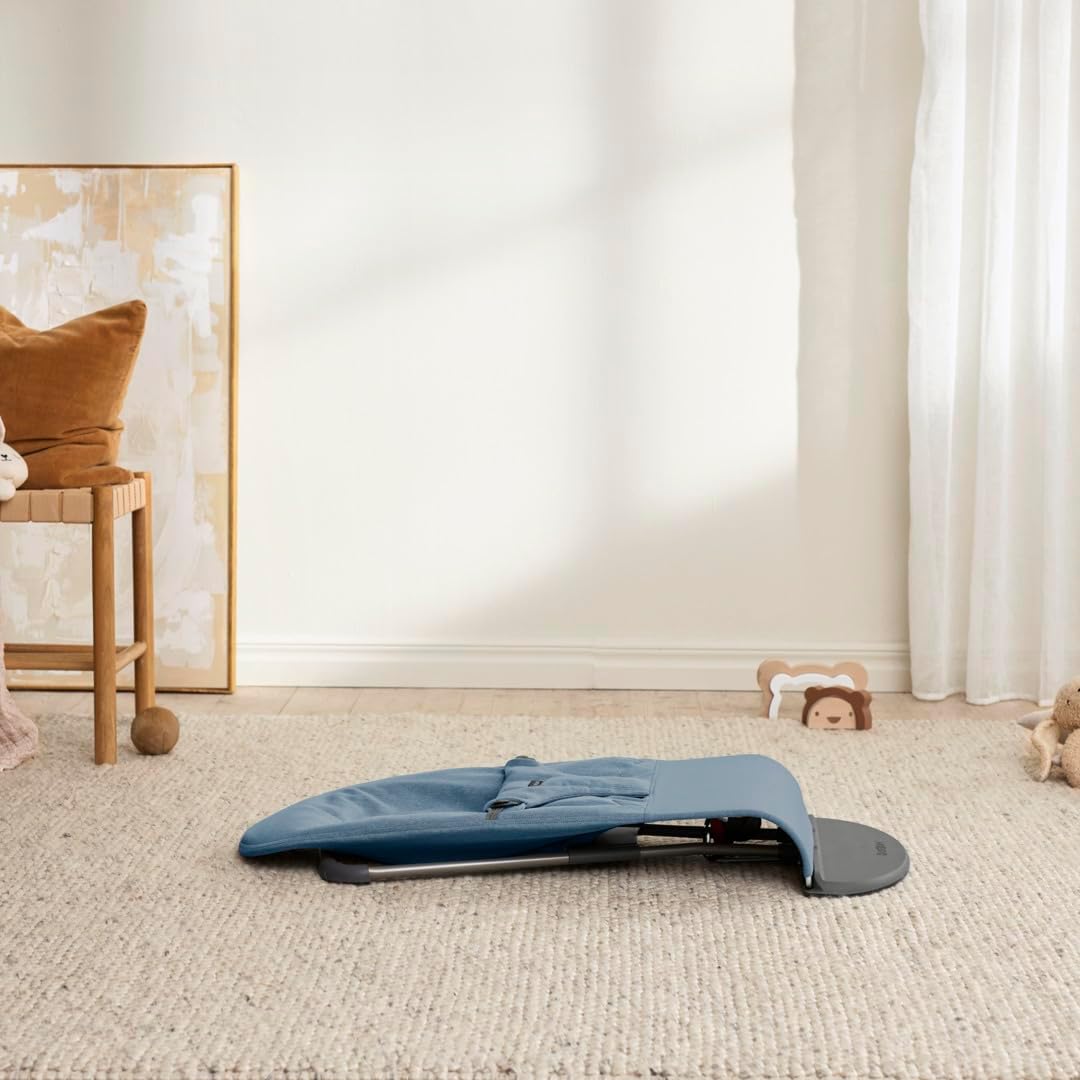 Detalle de BabyBjörn Transat Bliss, Tissé chiné Bleu — transat ergonomique pour bébé 0–2 ans (3,5–13 kg)