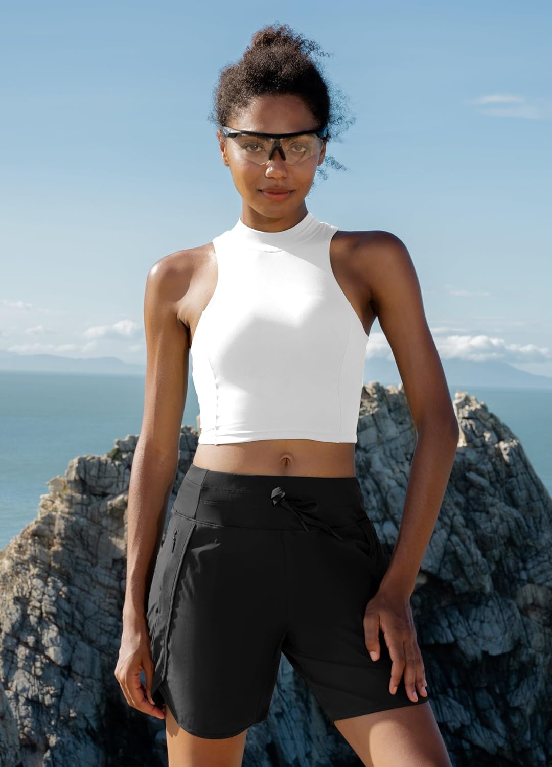 Thumbnail 2 de WILLIT Damen Shorts Sporthose Kurz High Waist – Schnelltrocknend, 7" Inseam, mit 3 Reißverschlussfächern
