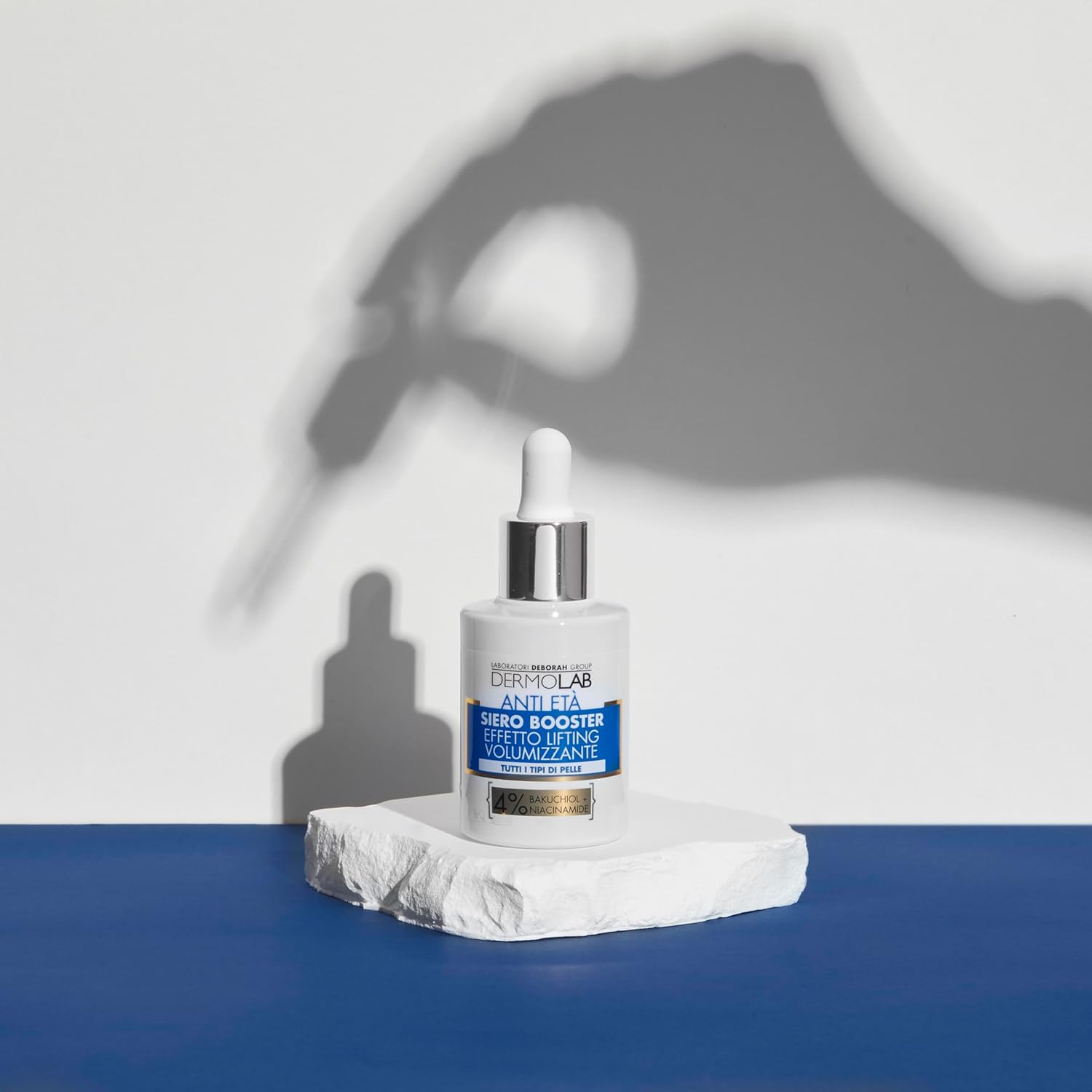 Detalle de Dermolab Siero Viso Acido Ialuronico Booster Antietà: lifting e idratazione profonda in una formula con Retinolo (30 ml)