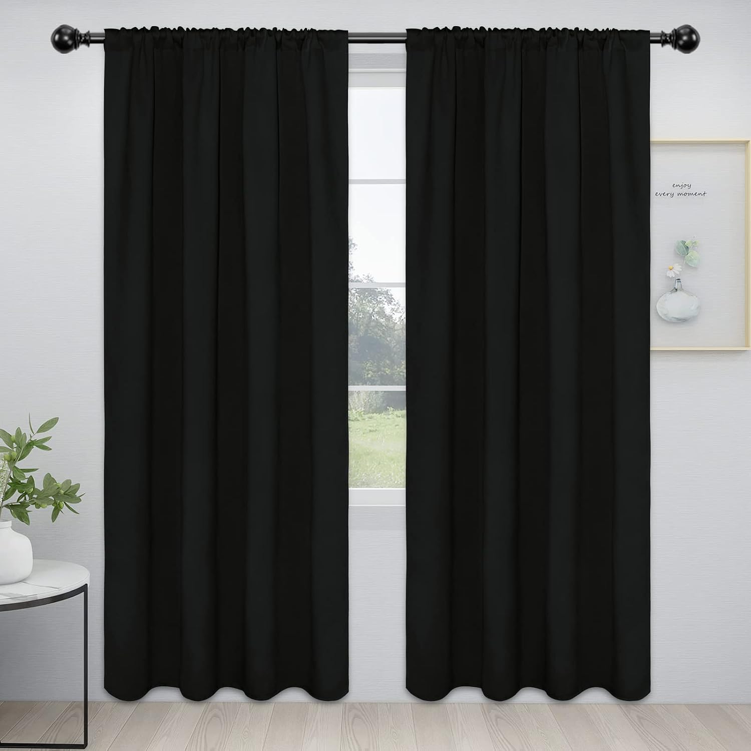 Detalle de Easy-Going Blackout Curtains 52x84 in