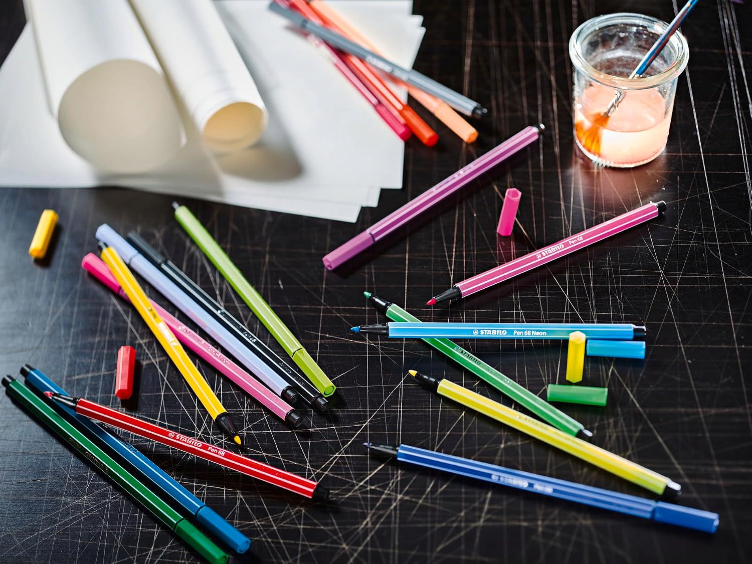 Thumbnail 5 de STABILO Pen 68 ARTY: Pennarello premium con astuccio da 30 colori assortiti