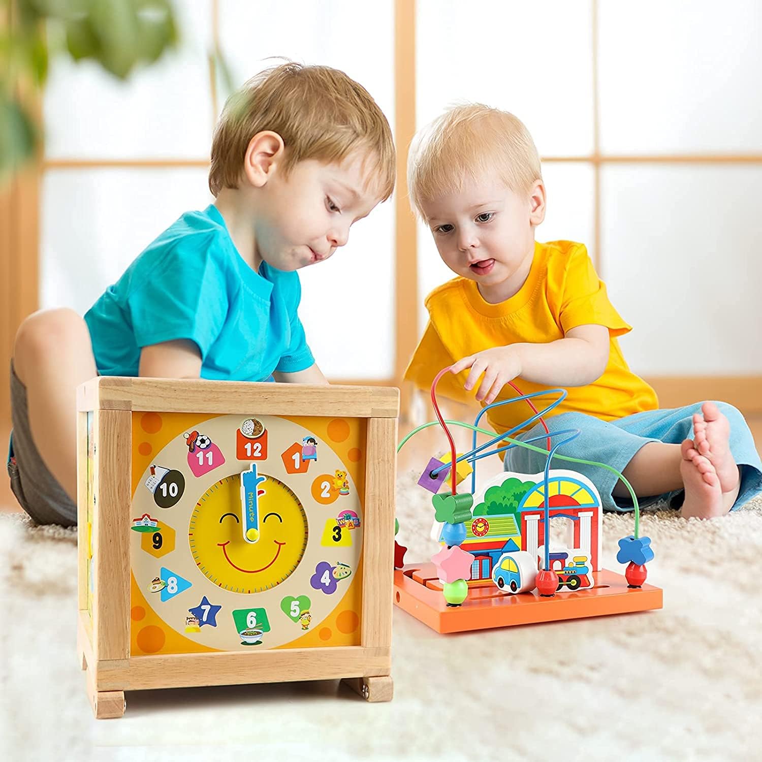 Detalle 2 de Wondertoys wooden activity cube