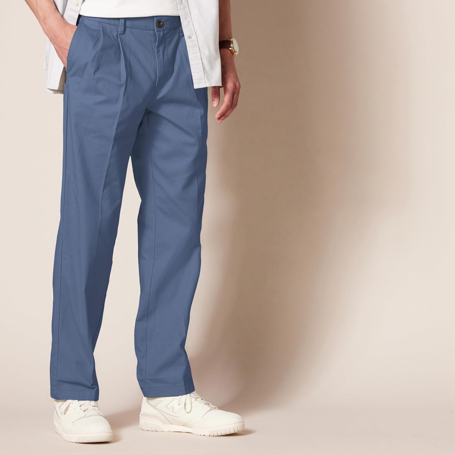 Thumbnail 2 de Amazon Essentials Herren Knitterfreie Chinohose mit klassischer Passform – Big & Tall