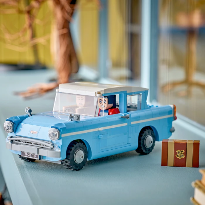 Detalle 2 de Lego Harry Potter Fliegender Ford Anglia 76470