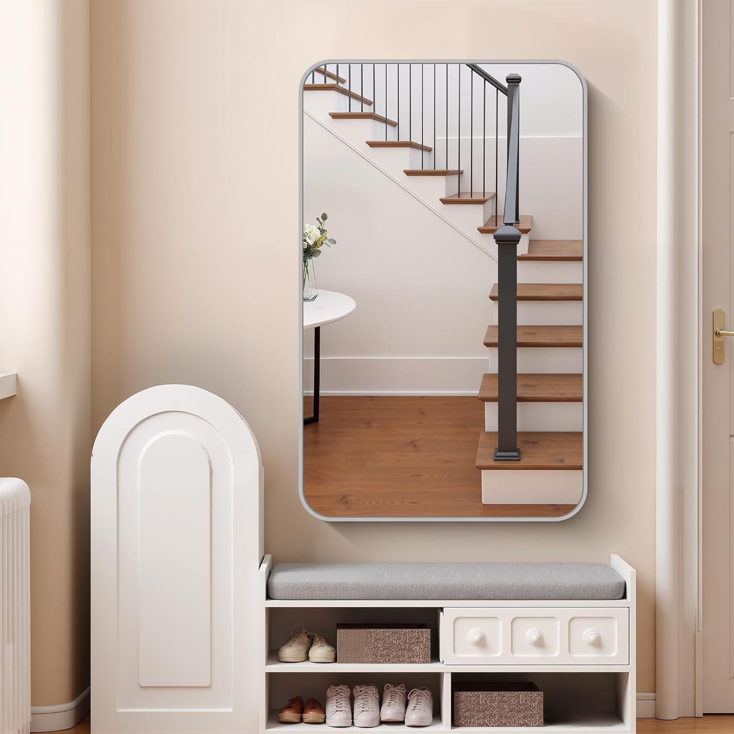 Detalle de FORBATH 30x48 Inch Silver Bathroom Mirror with Aluminum Frame and Rounded Corners