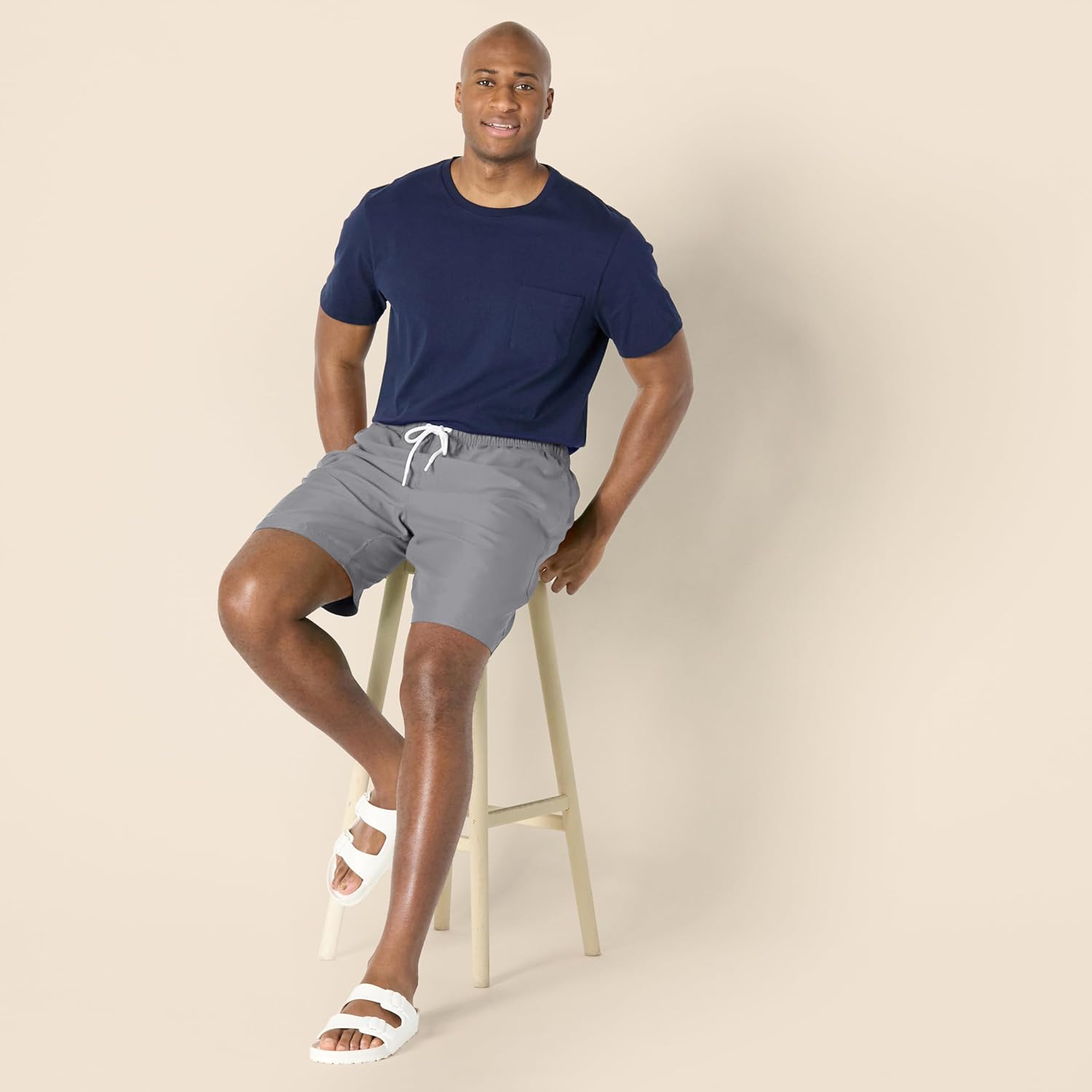 Thumbnail 6 de Amazon Essentials Men's 9" Swim Trunks with Mesh Lining, Pockets, Drawstring Closure