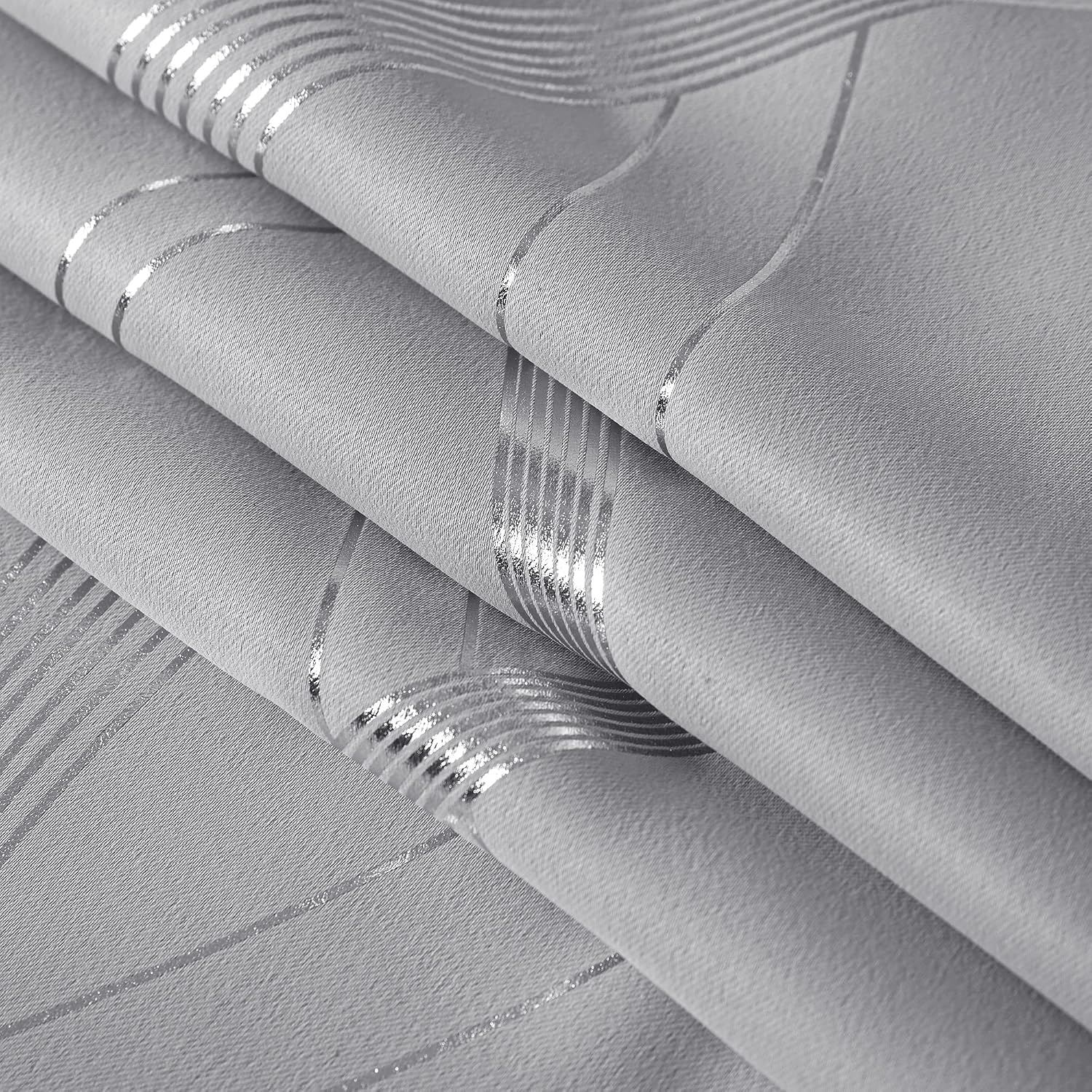 Detalle 2 de PONY DANCE Blackout Curtains 46x84 in