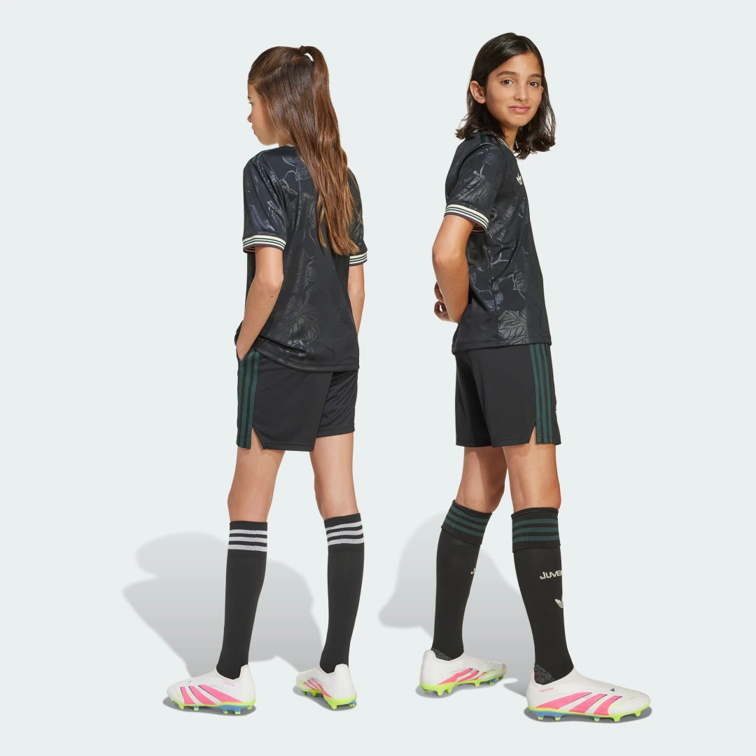 Thumbnail 1 de Pantalón corto tercera equipación Juventus 25/26 de Adidas — color negro