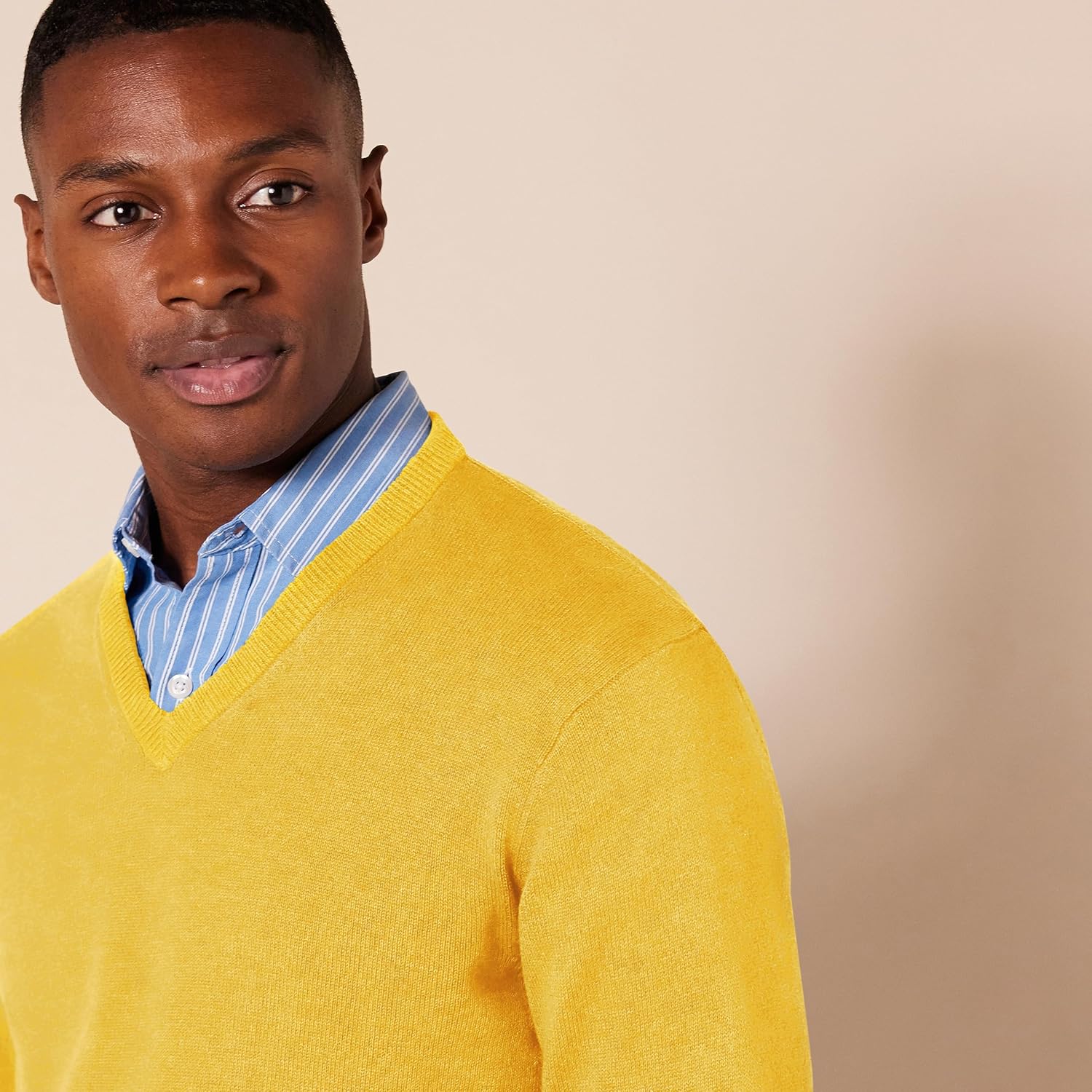 Thumbnail 2 de Amazon Essentials Herren V-Ausschnitt Pullover aus Baumwolle – normale Passform